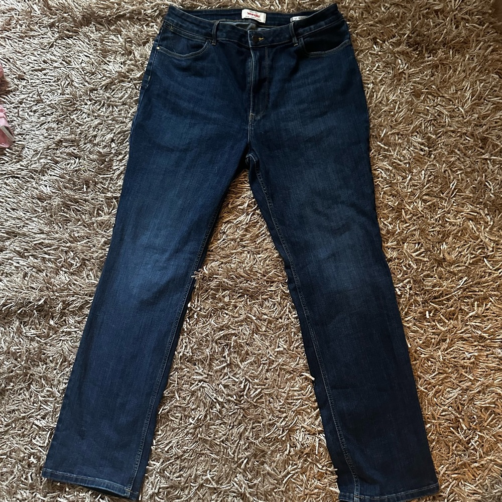 Wrangler High Rise True Straight Women’s Jeans